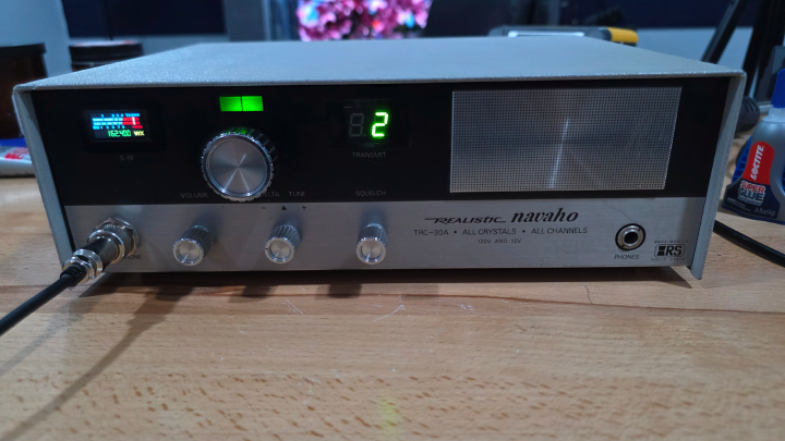 Realistic Navajo CB radio modernized with a Radioddity CB900 Pro display and internals